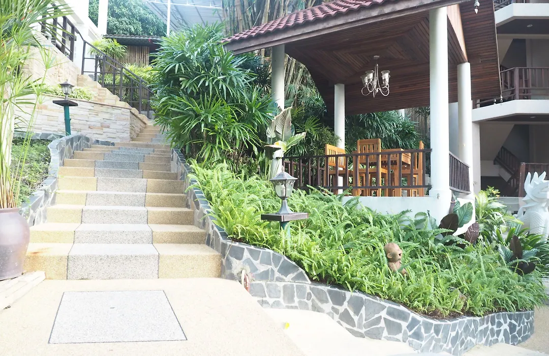 Club Bamboo Boutique Patong Beach Resort-1
