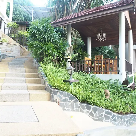 Club Bamboo Boutique Patong Beach Resort-3